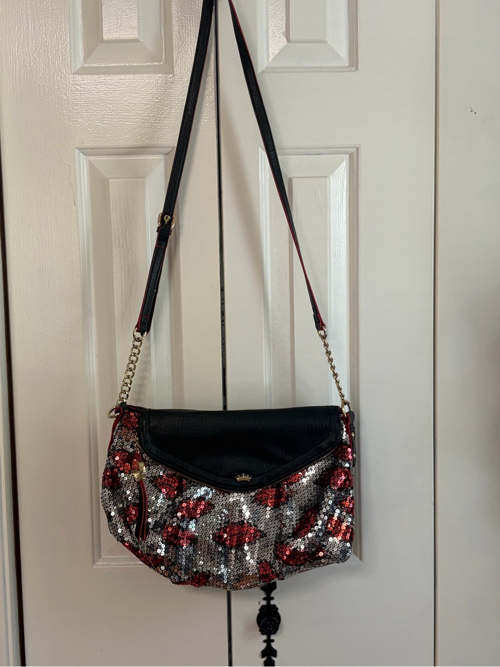 Juicy Couture Sequined Lips purse Vintage Y2K